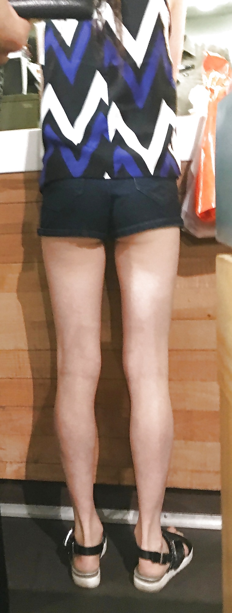 Tiny tight redhead slut mall teen in tiny shorts (9/22)