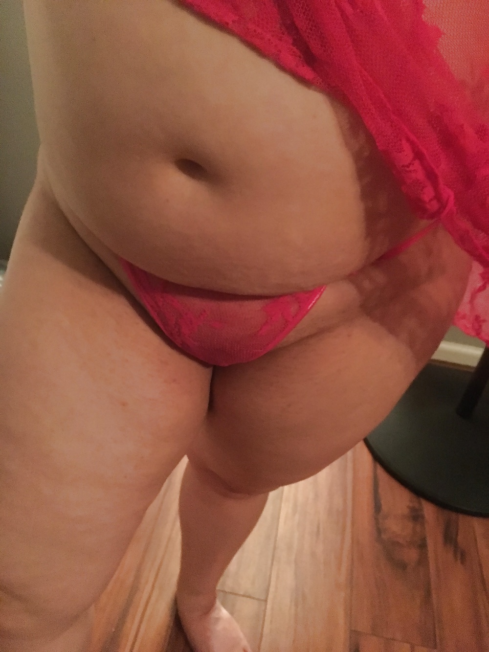 Wife red lingerie (9/22)