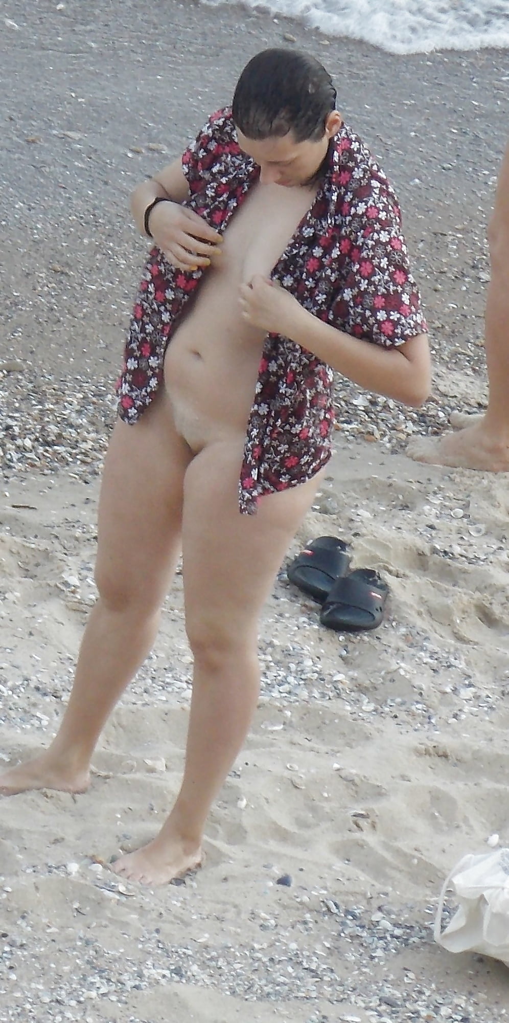 Nudist beach. 2 women. Odessa, Ukraine (8/33)