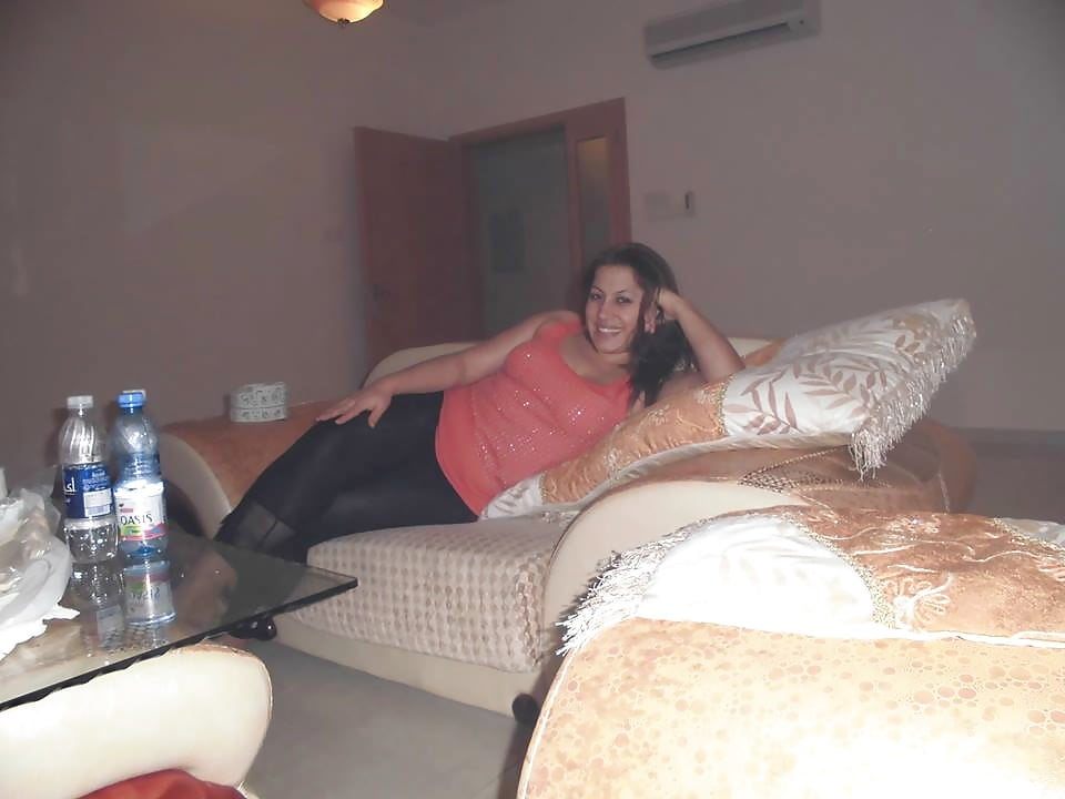 Sabra Sabrina Tunisienne in Dubai (21/46)
