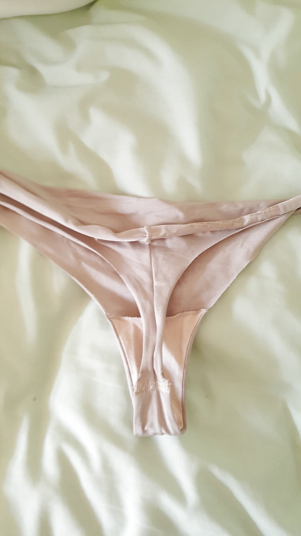 My teen gfs panties and bikinis (6/6)