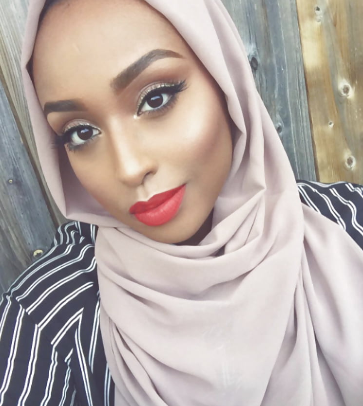 Beauty face hijab styles Vol 1 (1/18)