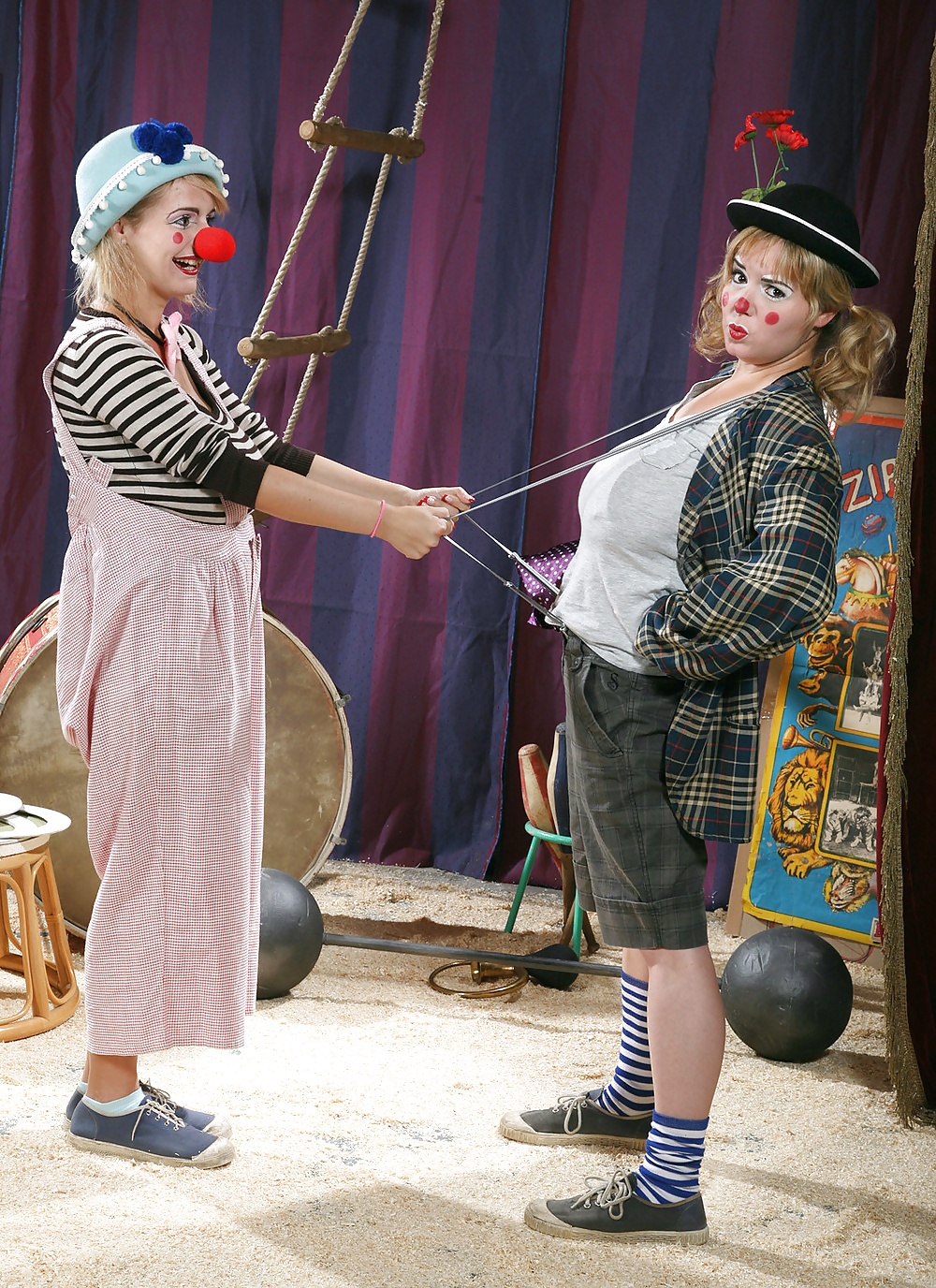 Vendy & Mia - Two busty clowns (4/58)