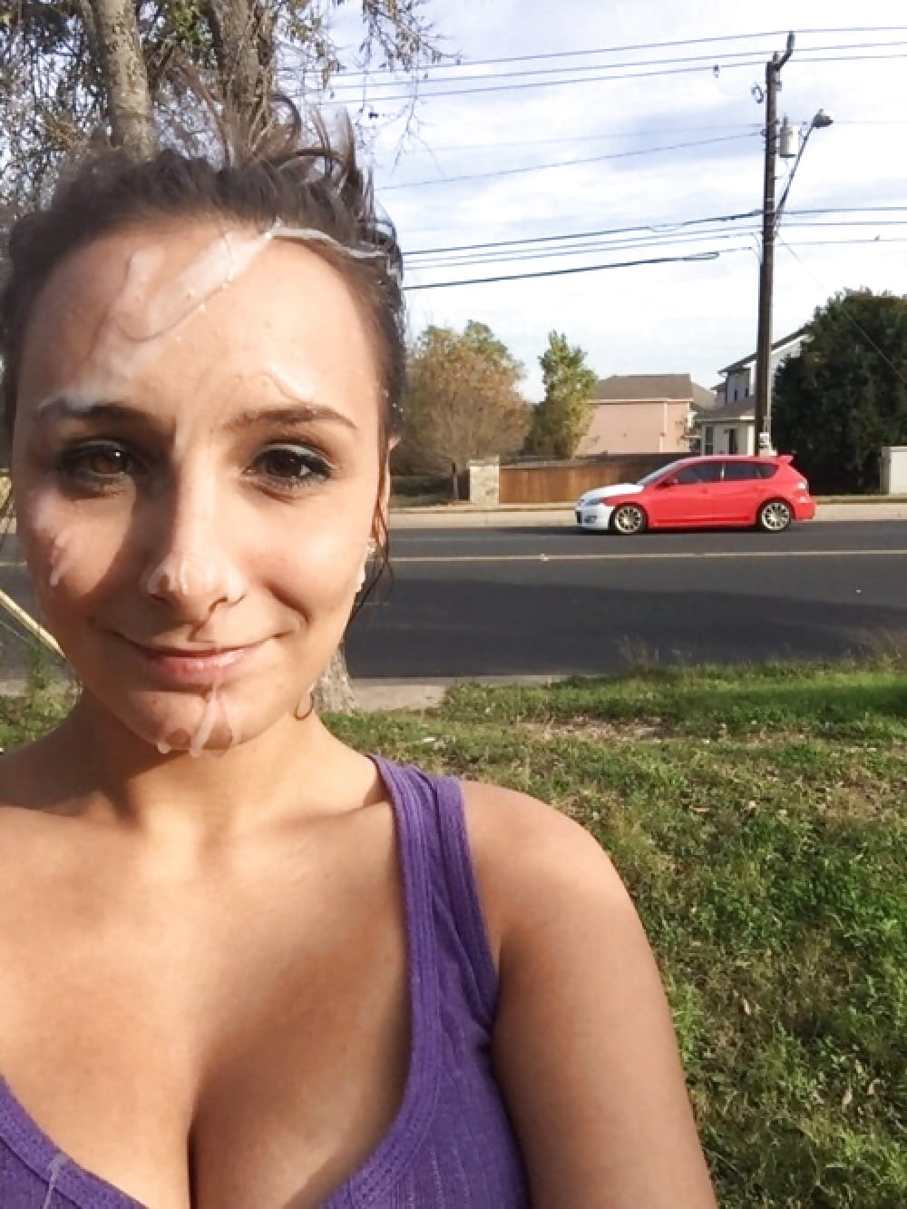 Proud of her public cum facial ... pick one for a date ?! (6/12)