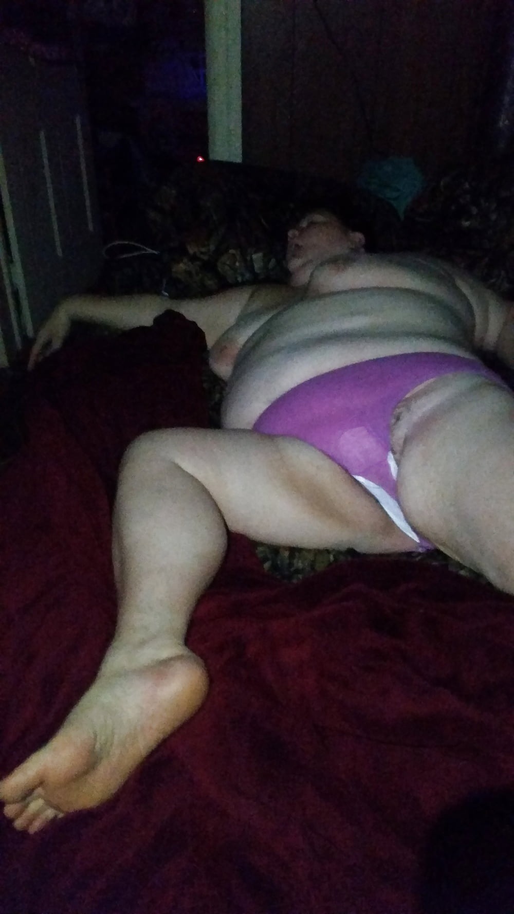 My_super_sexy_bbw_wife_relaxed_after_a_good_fuck (4/34)