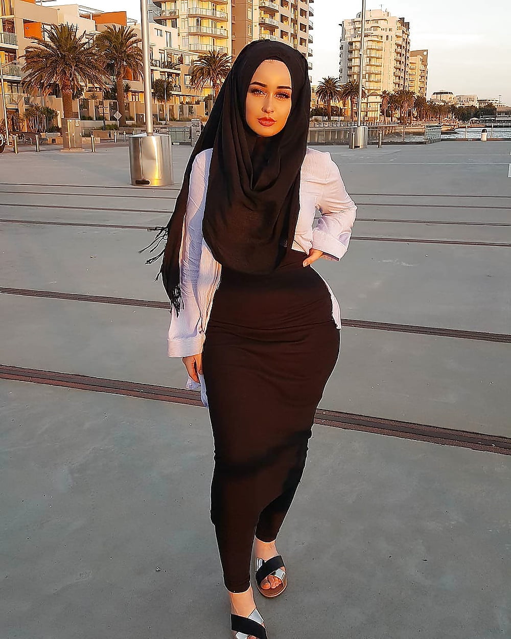 SEXY ARAB HIJAB TURKISH BABE NICE FEET (14/26)