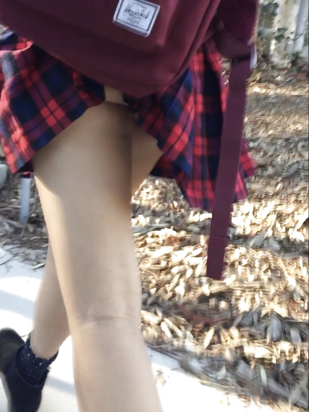 Skirt caught on backpack (6/6)