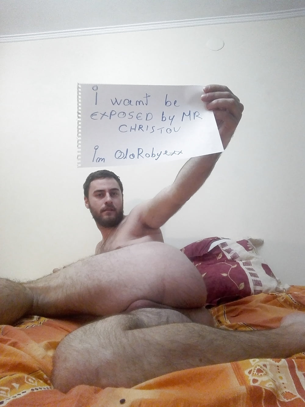Olarobyexx_-_faggot_exposed_tribute_paper_for_MR_Chrtistov (4/15)