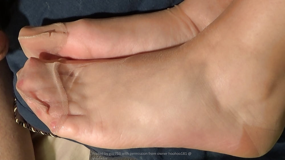 More_Stocking_Clad_Feet_of_Mrs_Hoohoo181 (10/14)