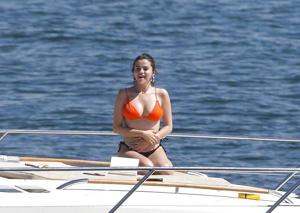 Selena Gomez - NEW Bikini Pics of the Hottes Slut to Fuck (3/21)