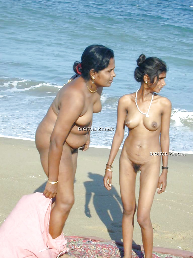 Indian Girls at the Beach: Nudists, Public Sex, Exhib (22/61)
