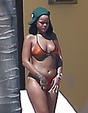 Rihanna  bikini Mexico 4-14-17 (rough quality)  (16)