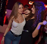 Girls_partying_in_club_-_Paris_ 56 (17/19)