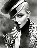Milf Madonna Vogue Germany April '17 (15)