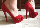 Feet_and_legs_in_sexy_high_heels_ (14/21)