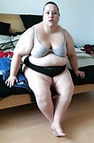 Amateur BBW Slut Melanie Bra and Panties (5)