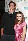 Joey King Into the Cosmos Premiere 8-26-17 (42)