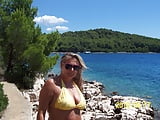 Holiday amateur topless beach 4 (13)