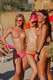 Topless_Teens_at_the_Beach (50/57)