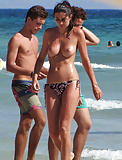 Topless_Teens_at_the_Beach (4/57)
