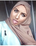 Arab Hot Bitches 1 (3)