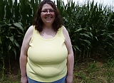 Huge_Saggy_Tits_in_a_Cornfield (9/9)