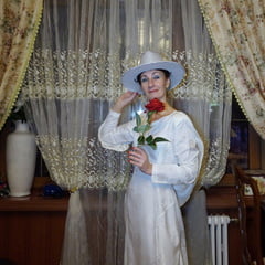 In Wedding Dress and White Hat (53)
