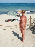 ZBs_GILFs _Grannys_Private_Holiday_Snaps (4/11)
