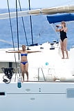 Kate Hudson  Goldie Hawn and Amy Schumer in Hawaii 5-29-16 (23/37)