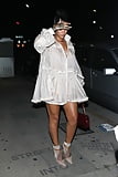 Rihanna_Leggy_O A_Santa_Monica_7-12-17 (12/15)