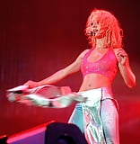 Britney_Spears_Hot_Opp s_Tour (43/96)