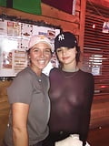 Selena_Gomez_is_still_the_queen_of_braless (9/24)