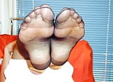Nurse s_Soles_and_Feet_in_Nylons (8/32)