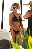 _Fergie_in_Bikini_in__Hawaii_8-7-17 (9/11)