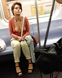 braless_hottie_on_the_NYC_subway_voyeur (6/19)