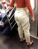 braless_hottie_on_the_NYC_subway_voyeur (2/19)