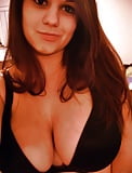 teens_big_tits_sexy_in_bras_and_tight_tops (4/11)