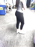 Sexy_little_Latina_teen_in_leggins_at_the_arcade (14/35)