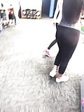 Sexy_little_Latina_teen_in_leggins_at_the_arcade (13/35)