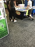 Sexy_little_Latina_teen_in_leggins_at_the_arcade (3/35)