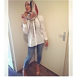 Sexy_Beautiful_Moroccan_Arab_Hijabi_Blowjob_Face (15/23)