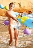 blond_young_girl_bathing_nude_in_the_sea (12/25)
