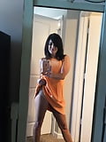 Hot_Brunette_MILF_Selfie_Cum_Tribute_Target (24/36)