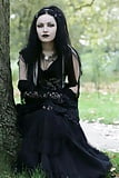 Embrace_the_Dark_Gothic_lifestyle-_Dark_beauties_ (7/21)