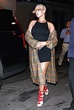 _Rihanna_O A_Leggy_in_NY_10-10-17 (20/27)