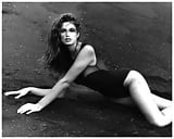 Classic_Cindy_Crawford_ late_80 s_early_90 s  (10/27)