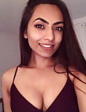 Nikki_Rai_-_Sexy_indian_Chick (13/29)