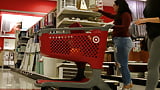 Two_latina_friends_shopping (15/64)