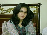 My_older_baji_Madeeha_for_sexy_comments _desi_and_paki_ (5/10)