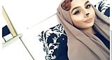Hijab_Bitch_Latifa_Teen_Kapali_Arab (2/5)